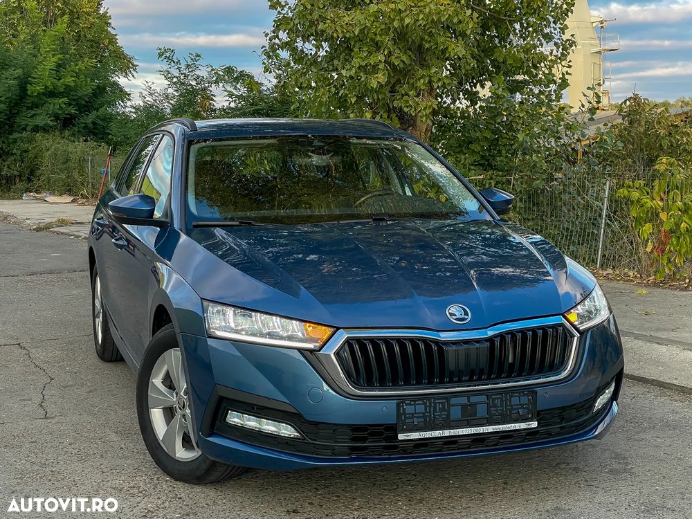 Skoda Octavia Combi 2.0 TDI DSG Style - 1