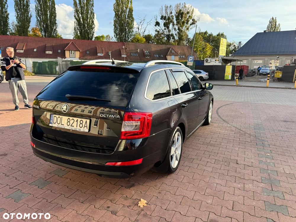 Skoda Octavia 1.6 TDI Ambition DSG - 15