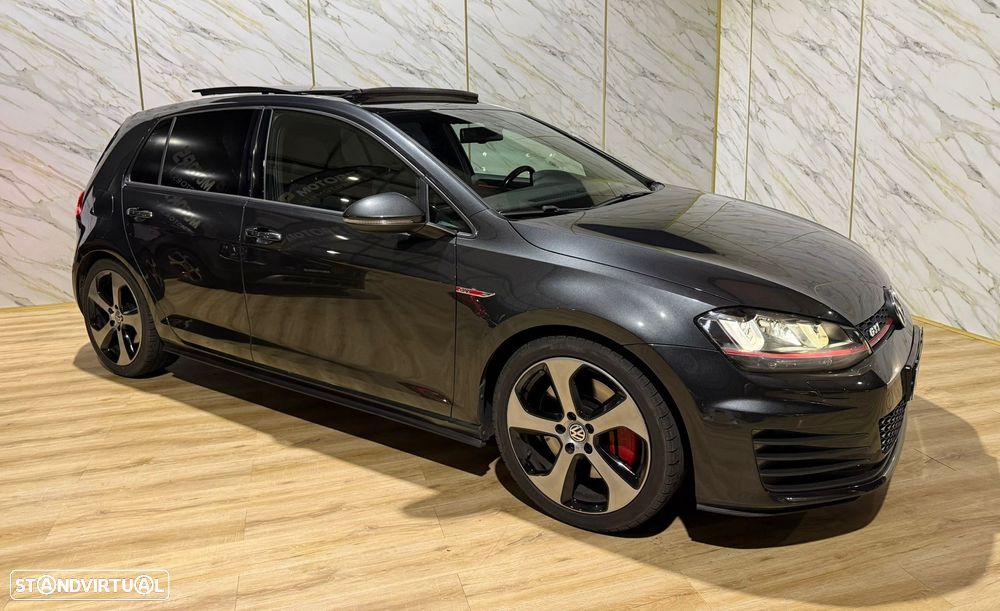 VW Golf 2.0 TSi GTi DSG Performance - 4