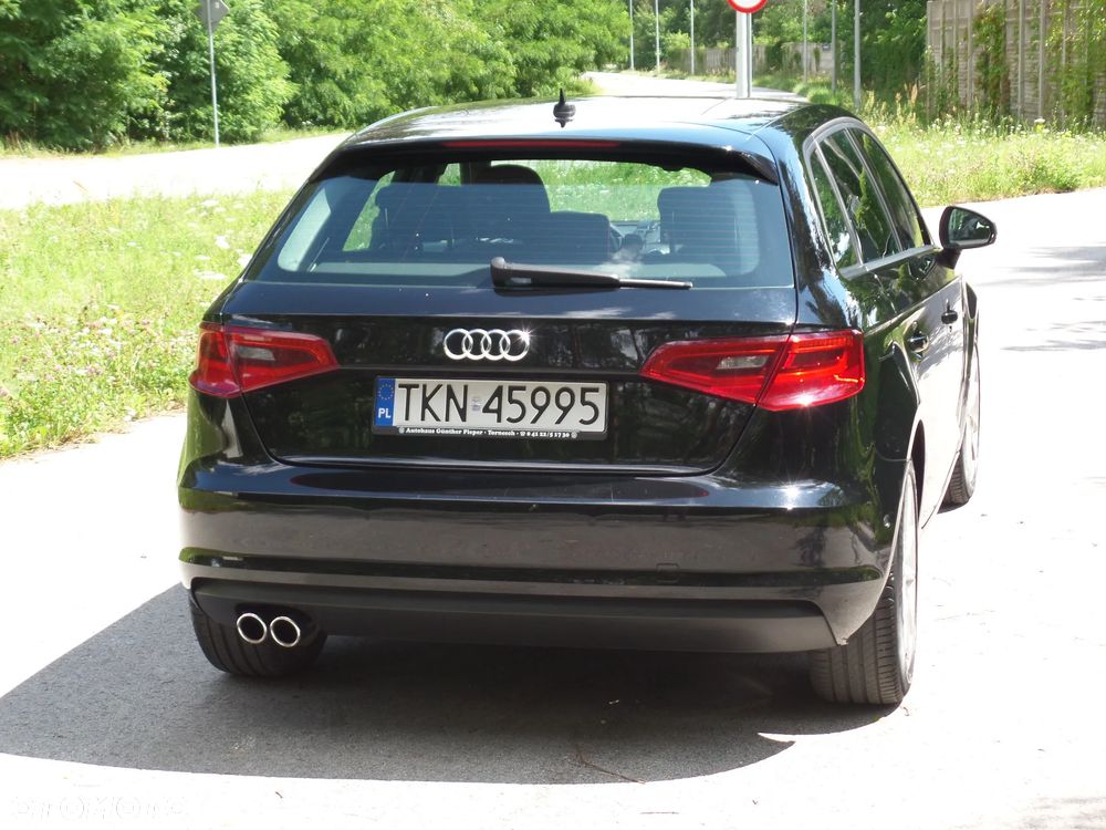 Audi A3 Sportback 2.0 TDI Ambiente - 12