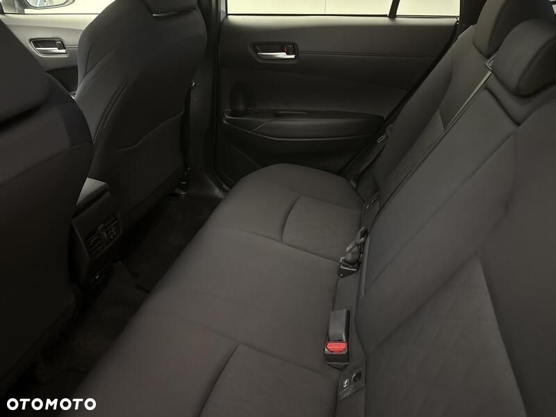 Toyota Corolla Cross - 21