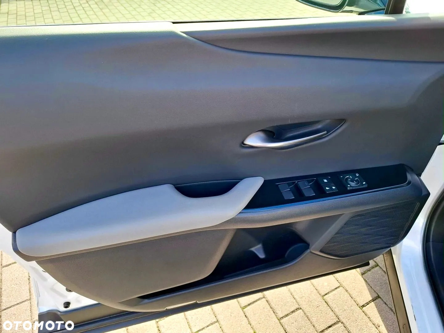 Lexus UX - 9