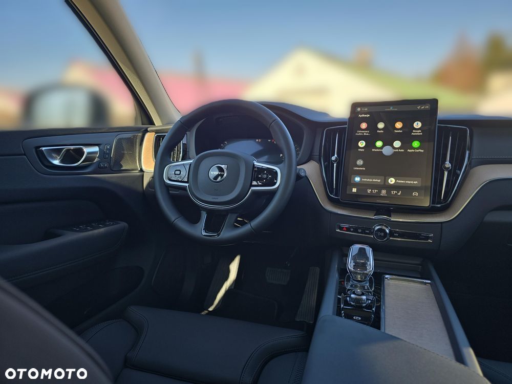 Volvo XC 60 B5 B AWD Ultra Dark - 16
