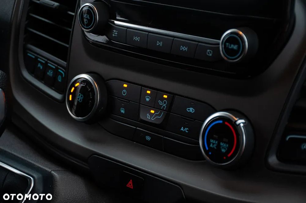 Ford Transit L2H2 - 19