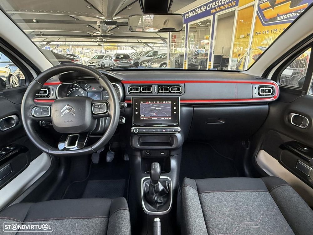 Citroën C3 1.2 PureTech Shine - 28