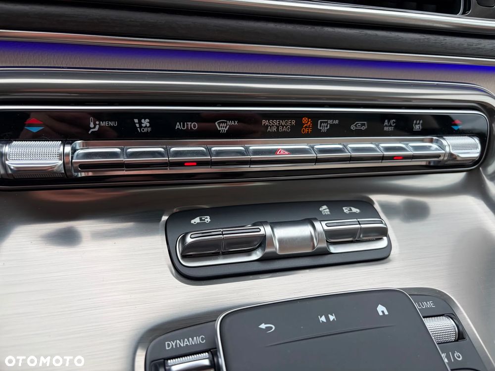 Mercedes-Benz Klasa V 300 d 4-Matic 9G-Tronic Exclusive (d³ugi) - 38