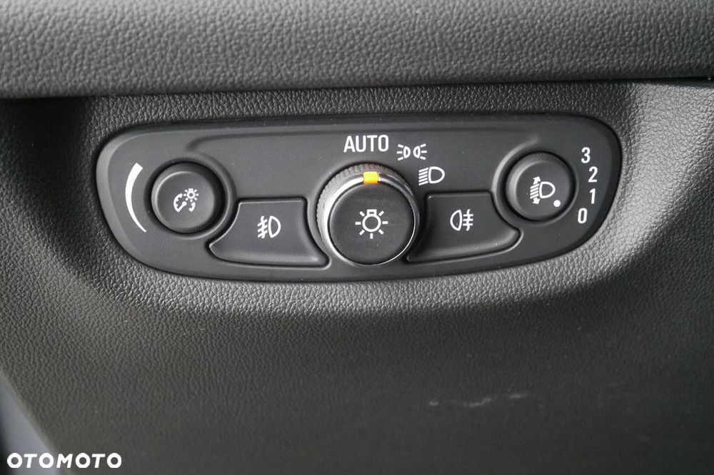 Opel Insignia - 27