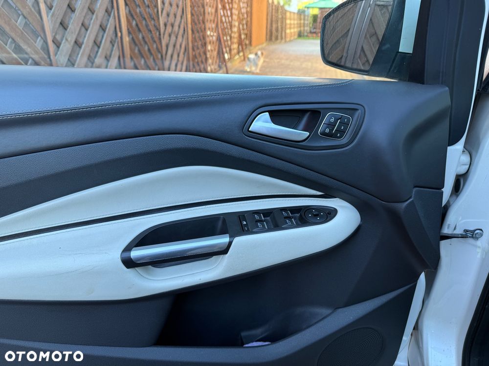 Ford Kuga 2.0 TDCi 4WD Titanium - 11