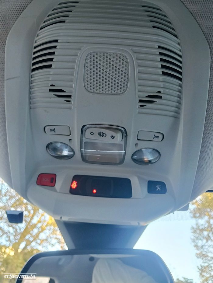 Peugeot 5008 1.5 BlueHDi Style - 42