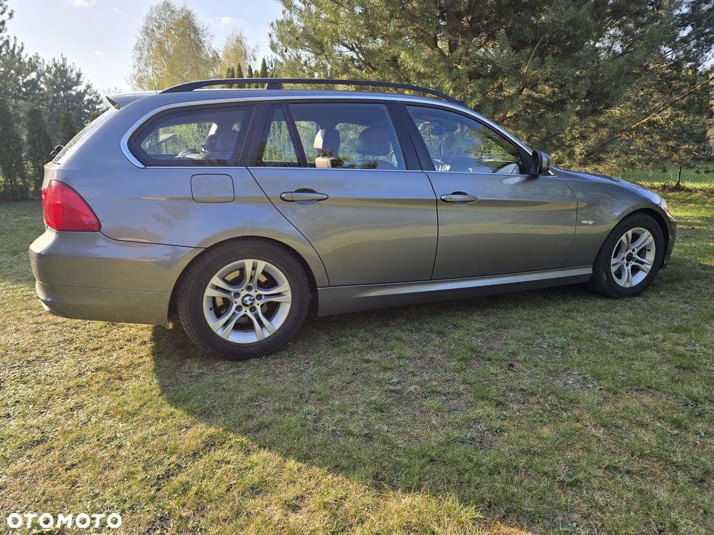 BMW Seria 3 - 11