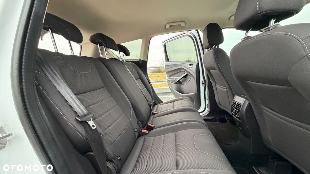 Ford Kuga 1.6 EcoBoost 2x4 Trend - 7