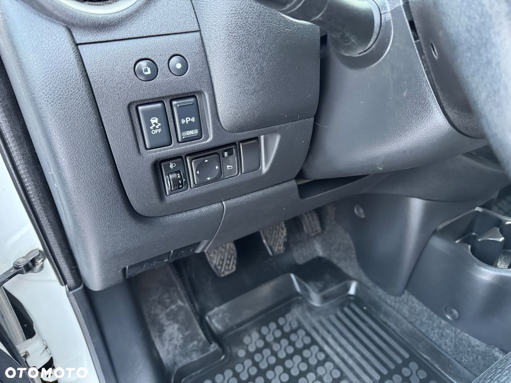 Nissan Micra 1.2 Visia First - 23