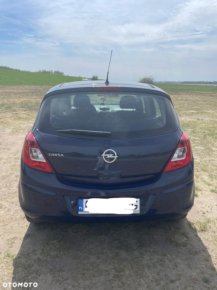 Opel Corsa 1.2 16V Cosmo - 2