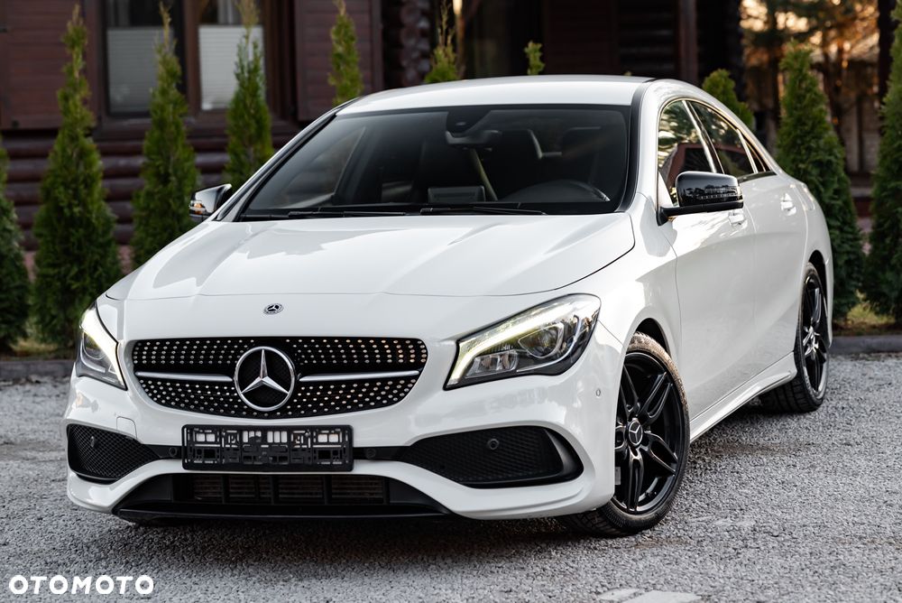 Mercedes-Benz CLA 250 AMG Line - 1
