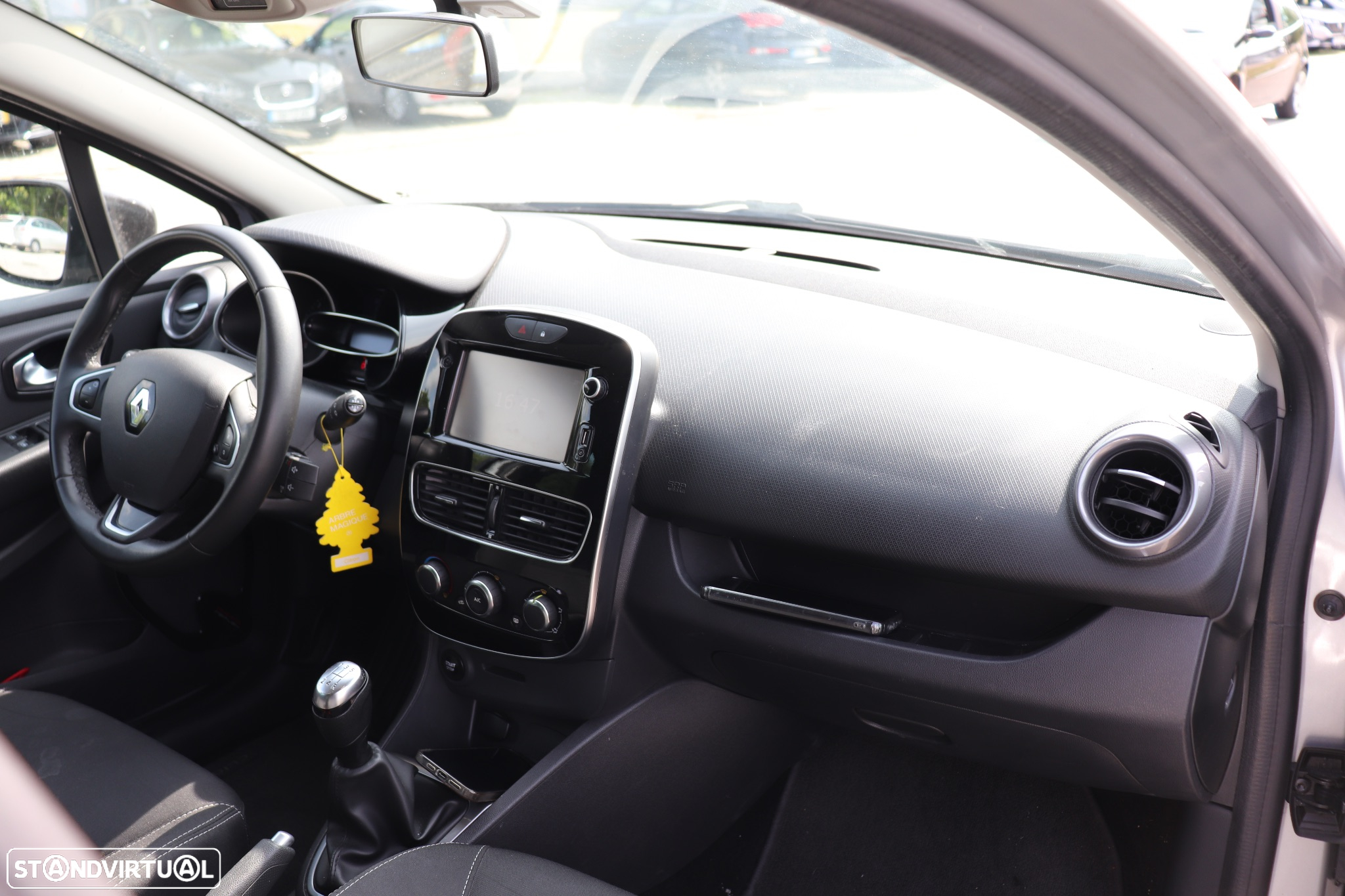 Renault Clio 1.5 dCi Limited EDition - 4