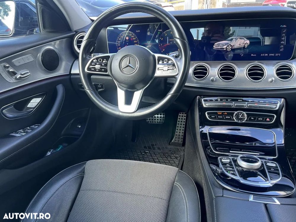 Mercedes-Benz E 200 4MATIC Aut. - 13