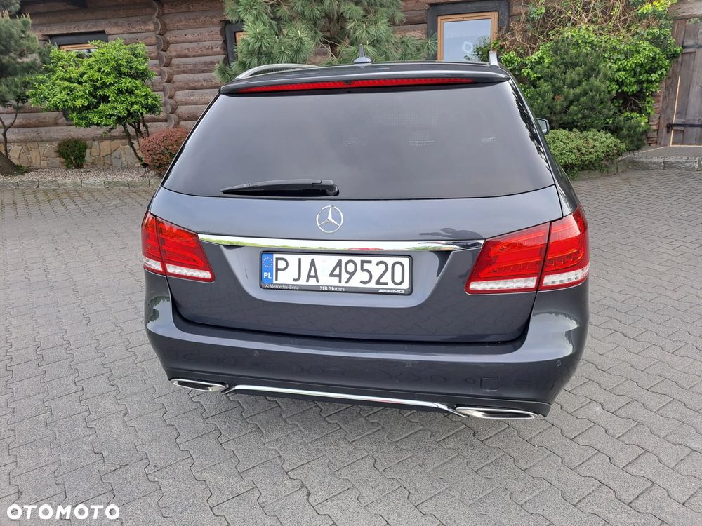 Mercedes-Benz Klasa E 350 CDI DPF BlueEFFICIENCY 7G-TRONIC Avantgarde - 21
