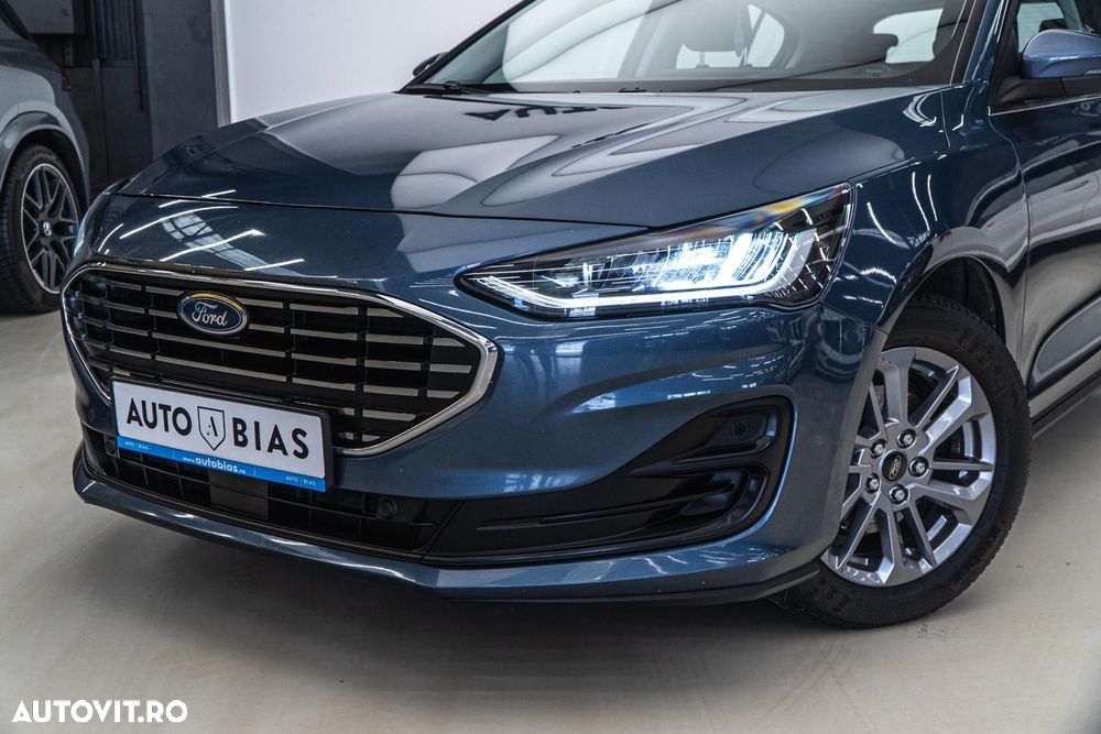 Ford Focus 1.0 EcoBoost 7DCT MHEV Titanium - 11