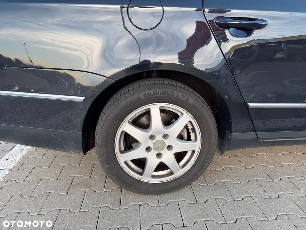 Volkswagen Passat - 23