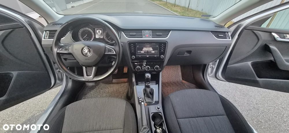 Skoda Octavia 2.0 TDI SCR Style DSG - 12