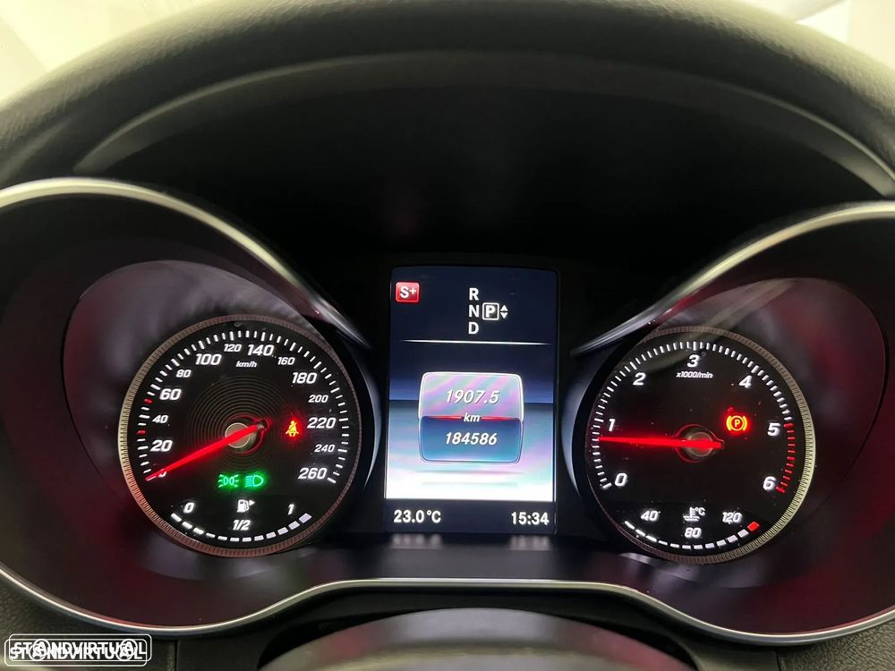 Mercedes-Benz C 220 d 4Matic Station 7G-TRONIC Avantgarde - 12