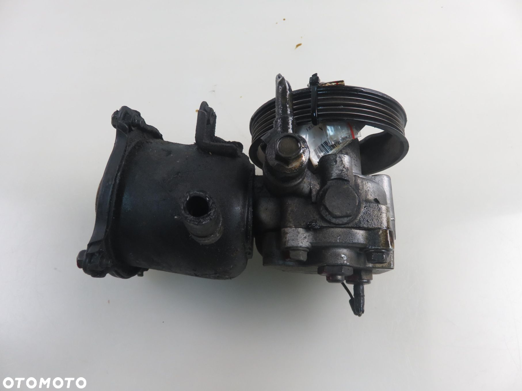 POMPA WSPOMAGANIA SUBARU FORESTER I 2.0 AWD 125 - EJ202 - 6