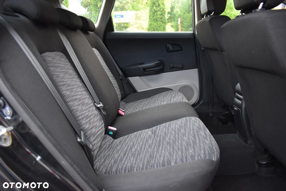 Kia Ceed - 16