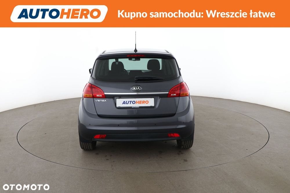 Kia Venga - 7