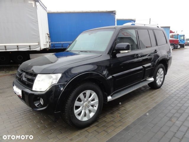 Mitsubishi Pajero 3.2 DID Instyle - 19