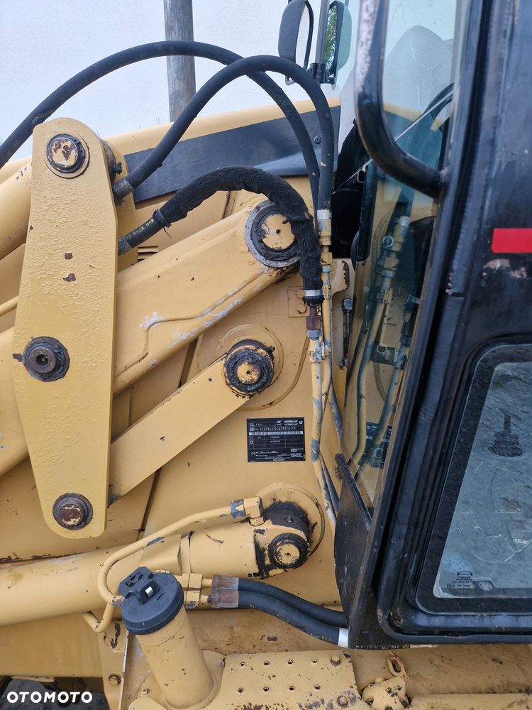 Caterpillar CAT 432D - 24