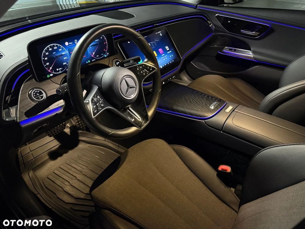 Mercedes-Benz Klasa E 220 d 9G-TRONIC - 15