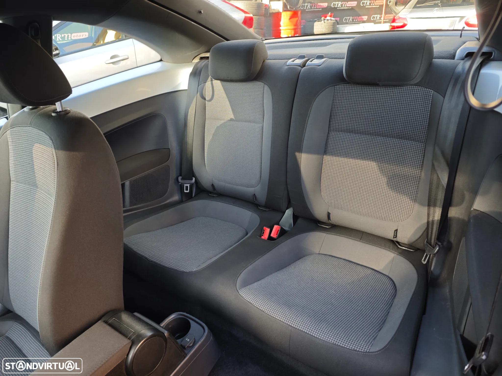 VW New Beetle 1.6 TDi Design - 17