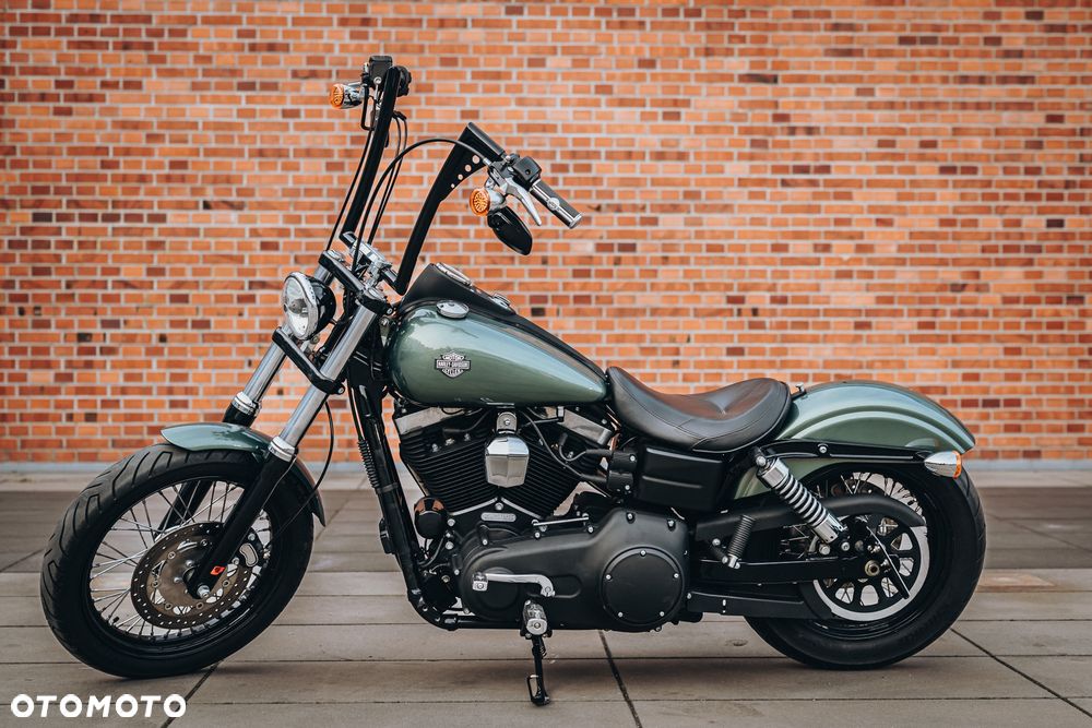 Harley-Davidson Dyna Street Bob - 14