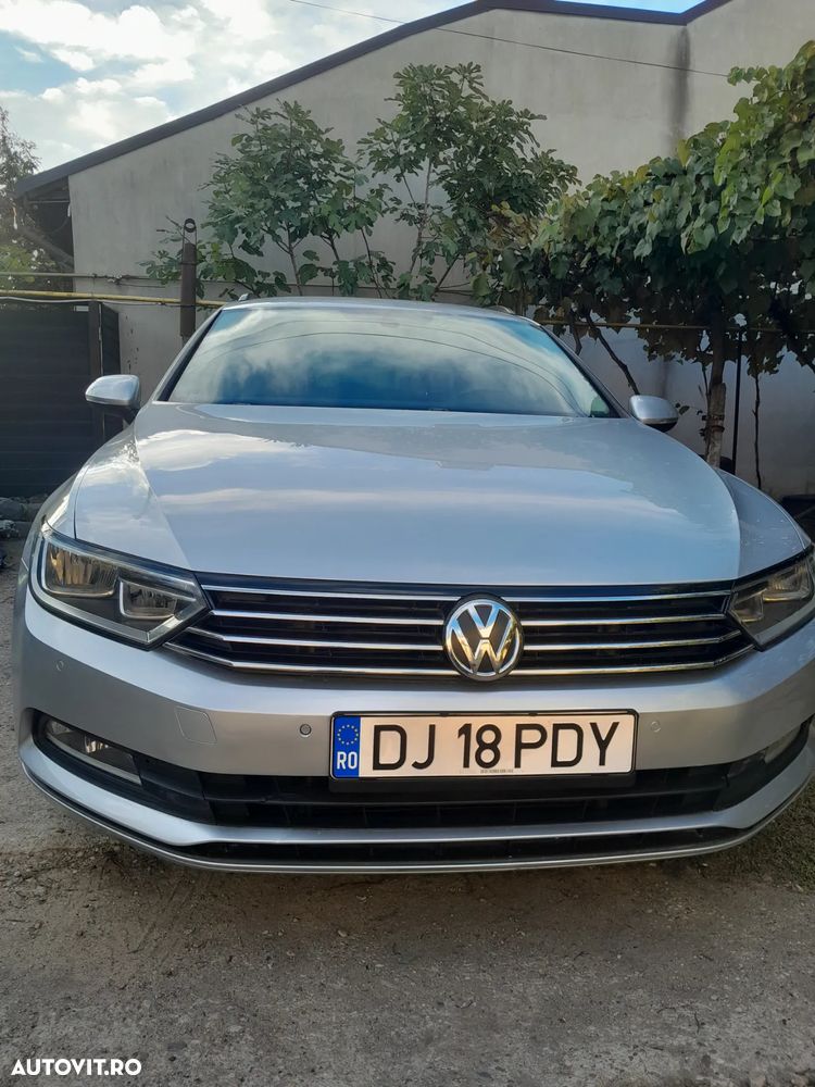 Volkswagen Passat - 5