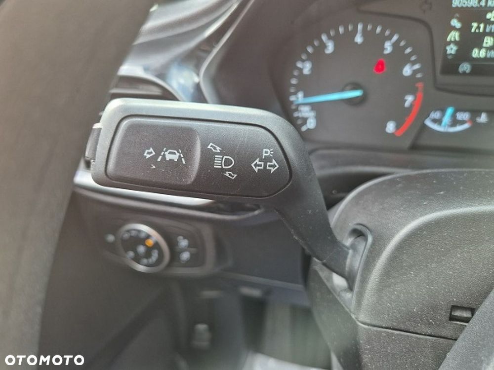 Ford Fiesta - 30