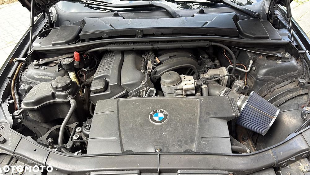 BMW Seria 3 318i - 17