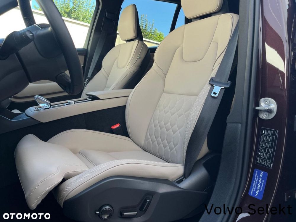 Volvo XC 90 - 16