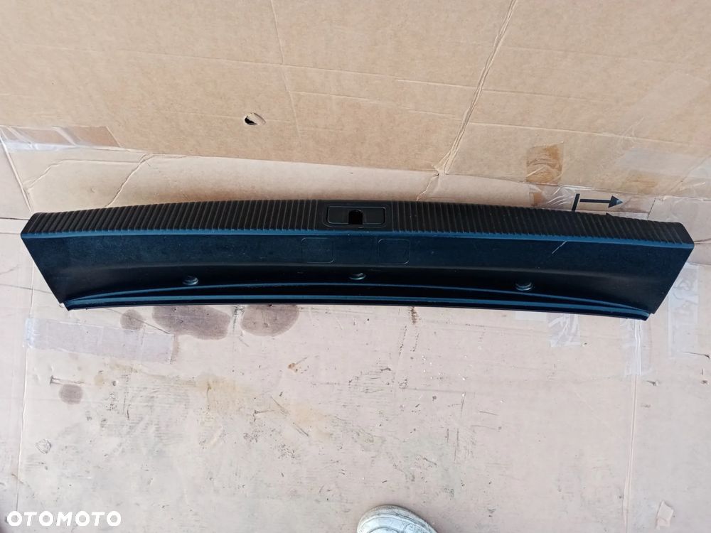 Osłona nakładka progu bagażnika Audi A8 D3 4E0863471B - 2