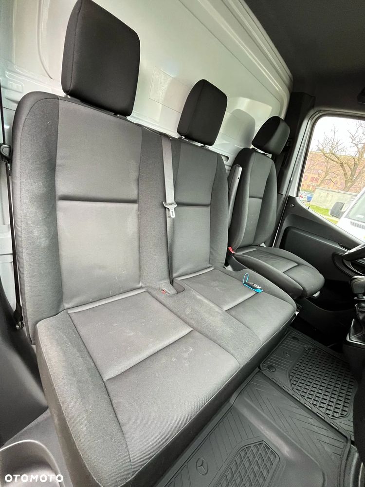 Mercedes-Benz Sprinter 516 - 24