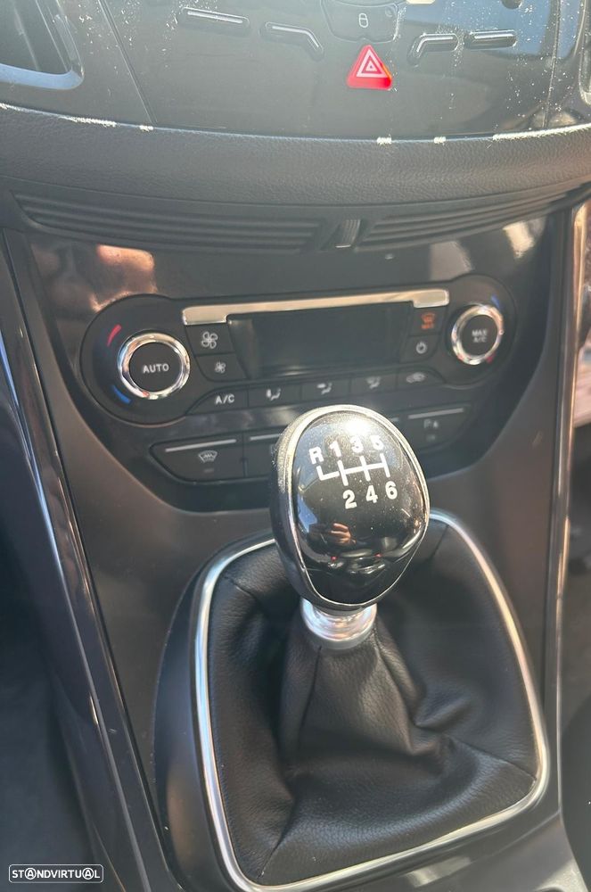 Ford Kuga 2.0 TDCi Titanium - 10