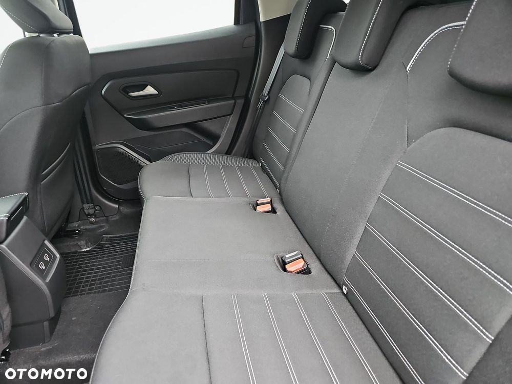 Dacia Duster 1.3 TCe Journey 4WD - 22