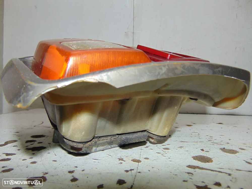 Datsun 100A farolim - 3