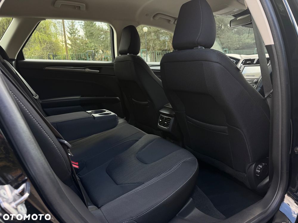 Ford Mondeo 2.0 EcoBlue Titanium - 22