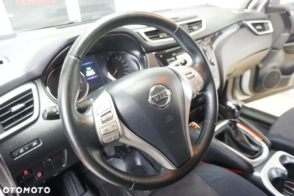 Nissan Qashqai 1.2 DIG-T Acenta - 19