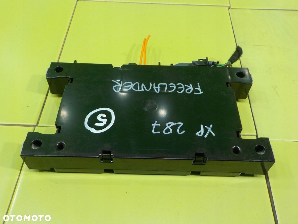 LAND ROVER FREELANDER II LIFT 2.2 TD4 11r 5D modul bluetooth AX2310F845AA - 3
