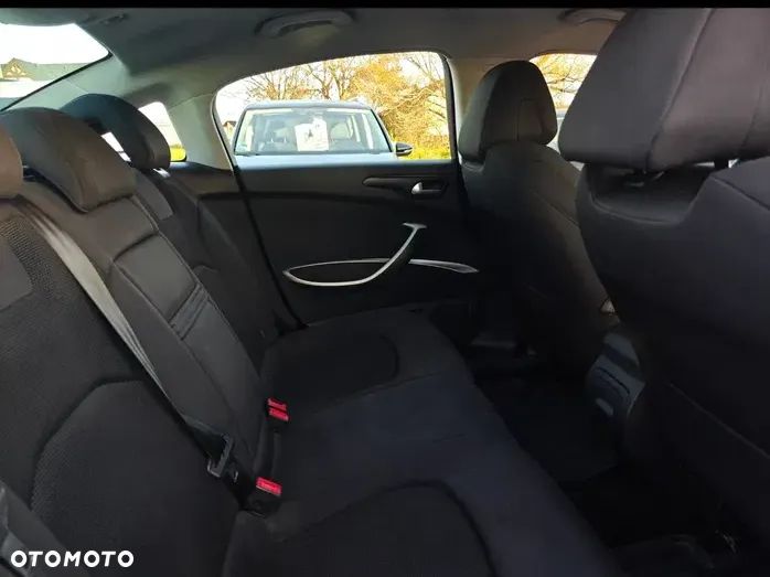 Citroën C5 1.6 HDi Dynamique - 12