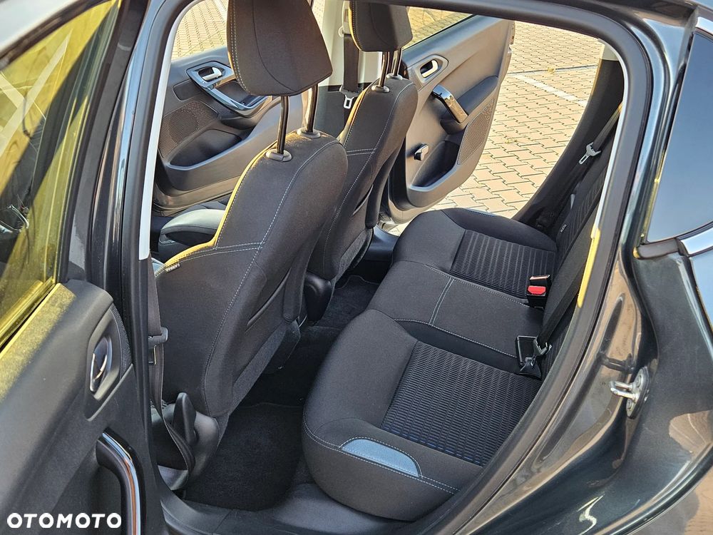 Peugeot 208 1.6 VTi Allure - 25