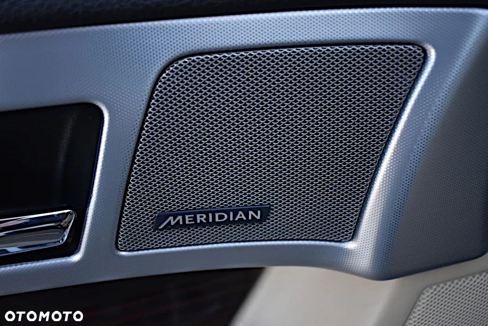 Jaguar XF 2.2 D Premium Luxury - 23