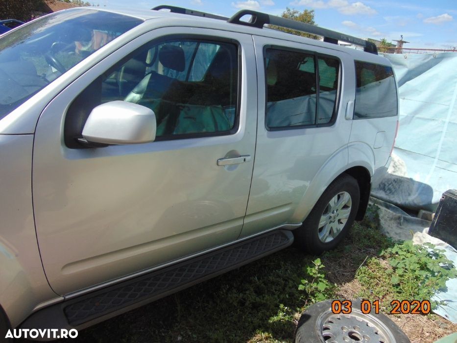 Usa Nissan Navara 2005-2010 usi fata Nissan Pathfinder stanga dreapta - 1