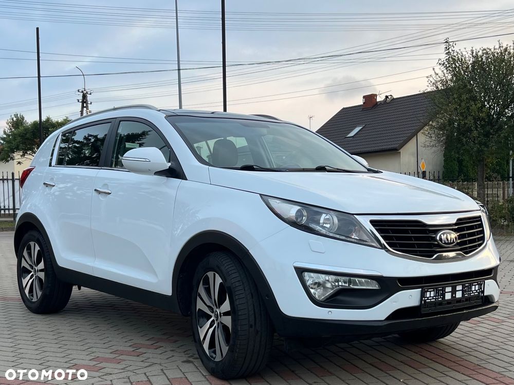 Kia Sportage 1.7 CRDI 2WD Dream-Team Edition - 11